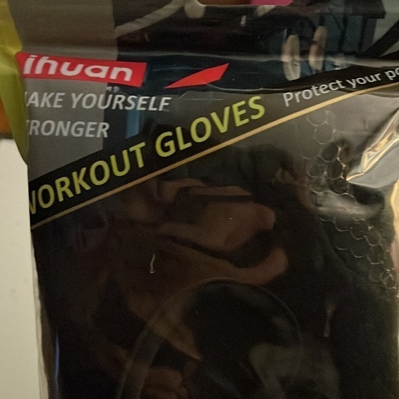 Ihuan Black Breathable Weight Lifting Gloves - Picture 4 of 6